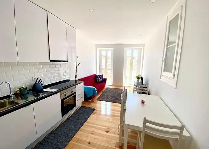 20-2 Castle View With French Terrace *