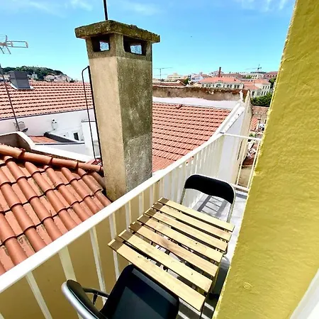 20-2 Castle View With French Terrace Apartment Lissabon